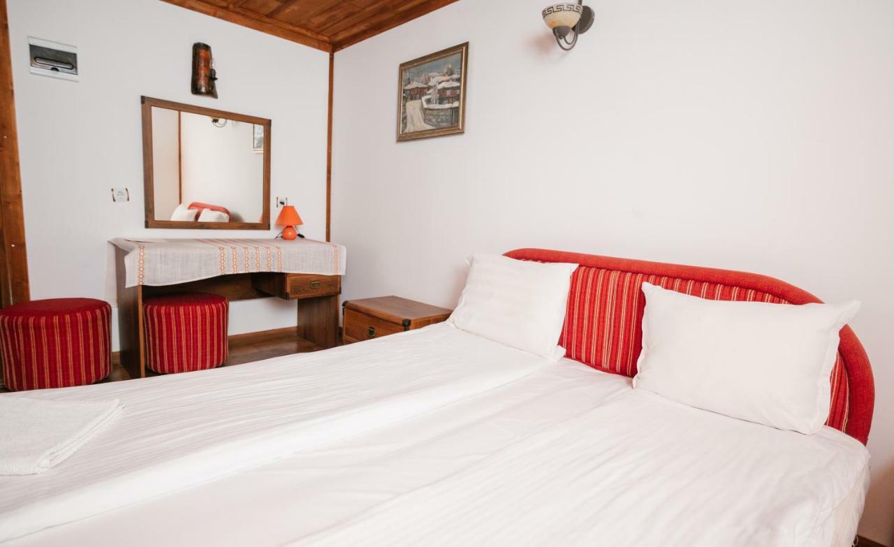Kodjamanova House Hotel Zheravna Eksteriør billede